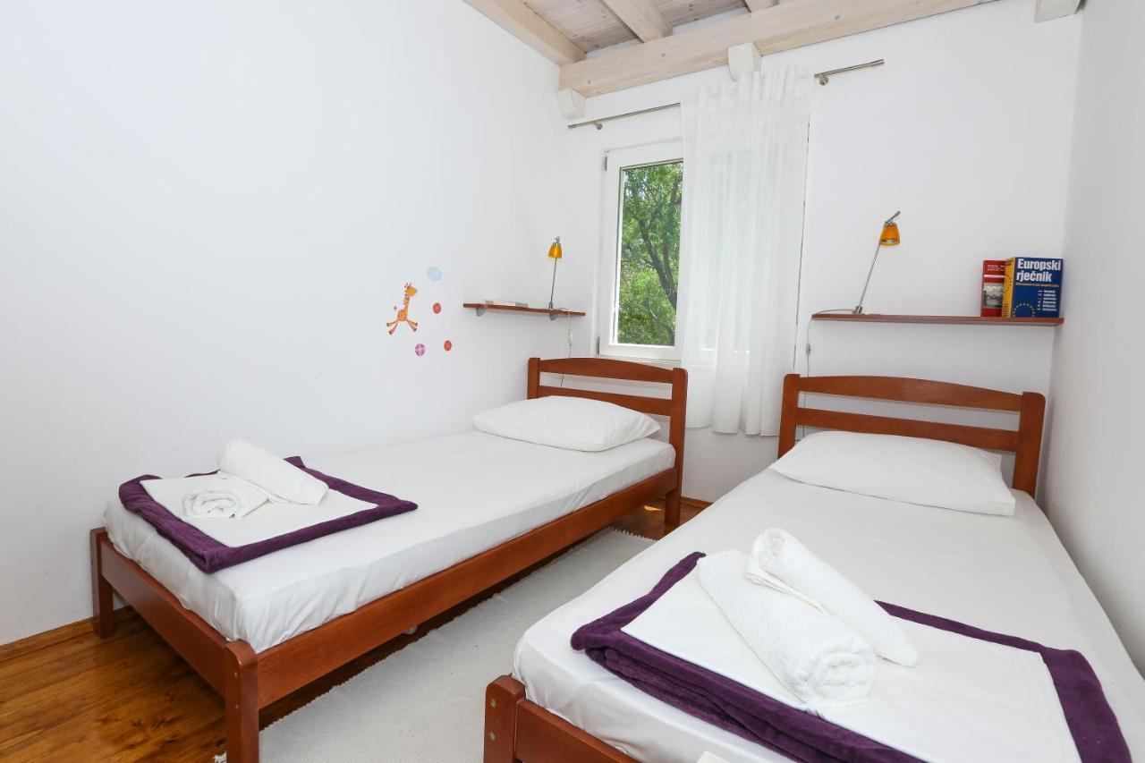 Spacious Apartment Lucia Prožura 外观 照片