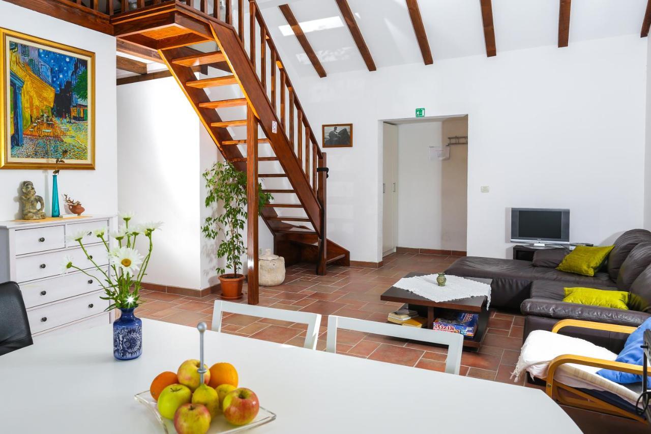 Spacious Apartment Lucia Prožura 外观 照片